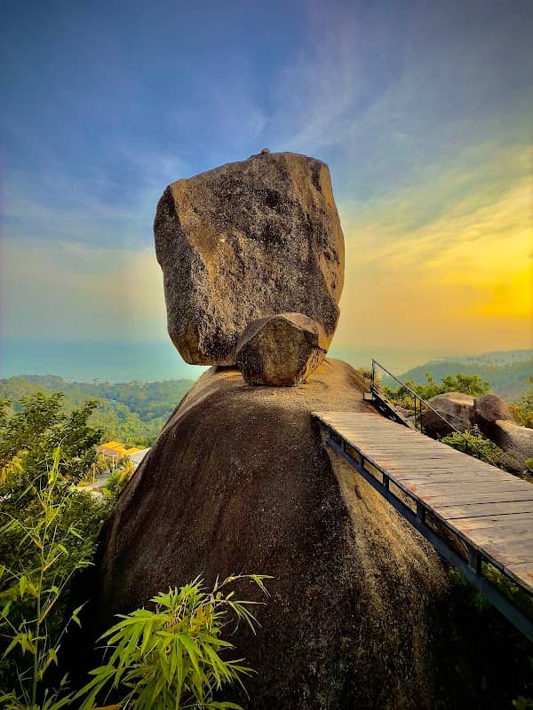 Overlap Stone 2 - Image 1