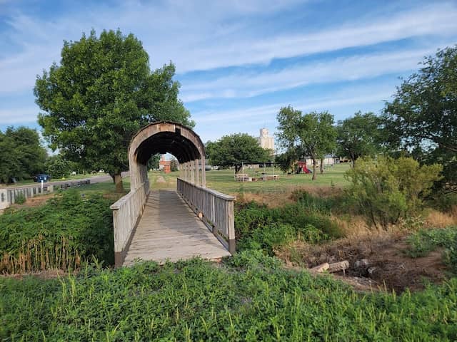 Lone Wolf Town Park - Image 1