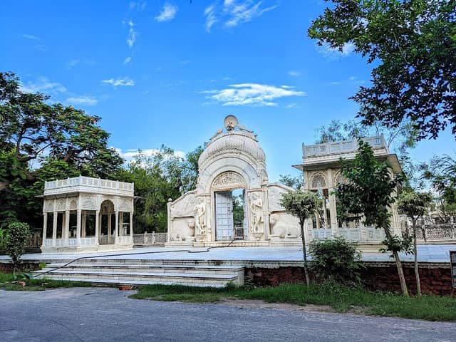 Banasar Bagh - Image 1
