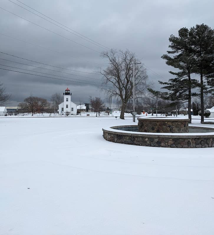 Ludington Park Fountain - Image 2
