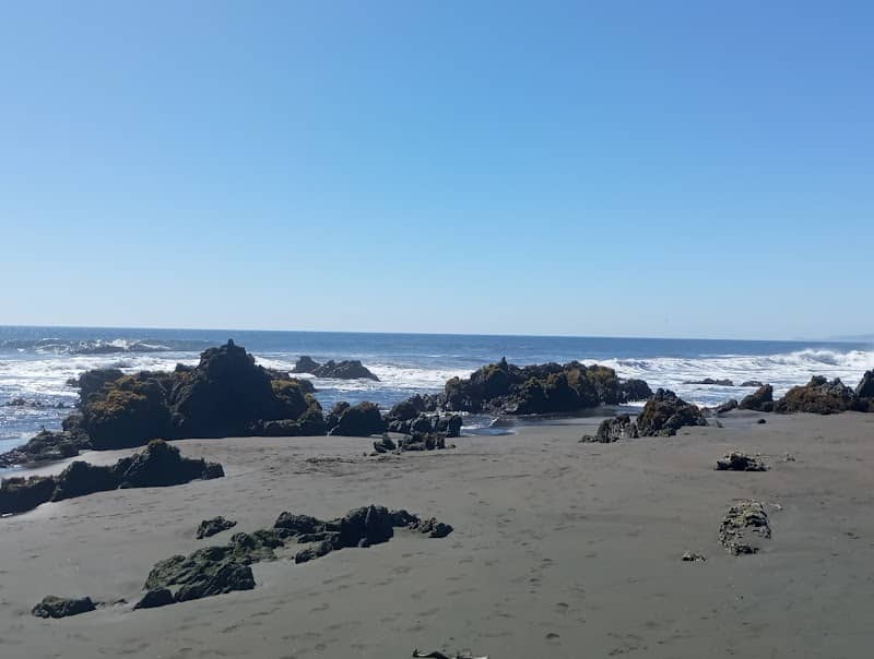Roquerío punta del pico - Image 1