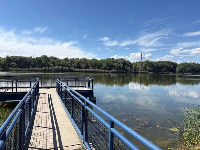 Golden Ponds Park - Image 1