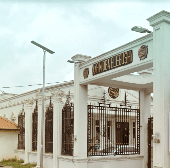 Oba Elegushi Palace - Image 1