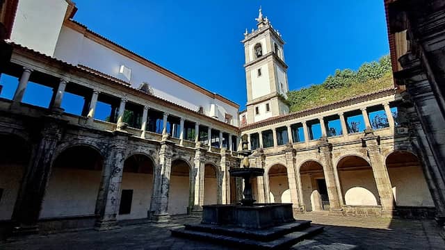 Fonte do Mosteiro de São Gonçalo - Image 1