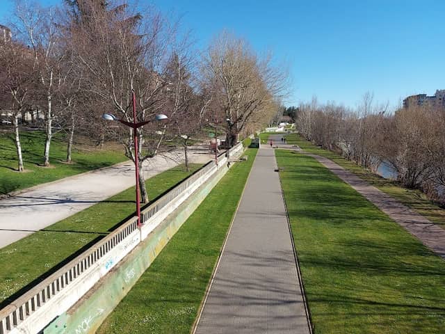 Paseo del Río Bernesga - Image 1