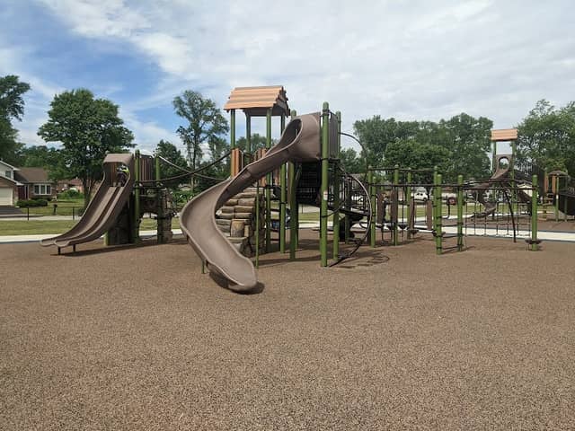 Pioneer Park - Image 2