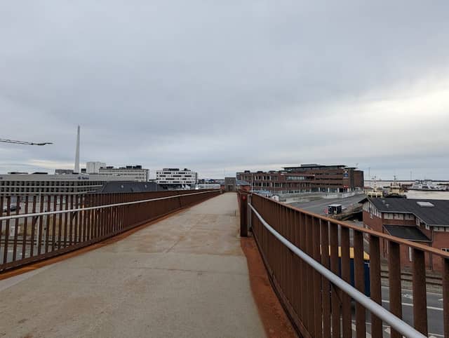 Gangbroen over Toldbodvej, Esbjerg Havn - Image 1