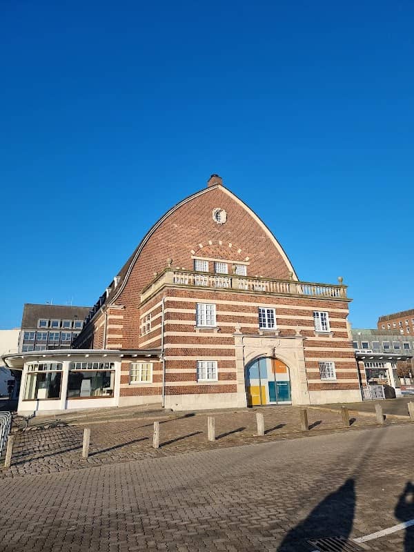 Kiel Maritime Museum Fish Market & Museum Bridge - Image 3
