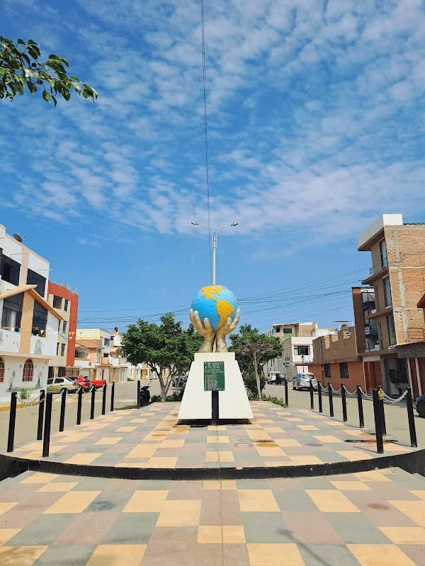 Paseo Naciones Unidas - Image 1