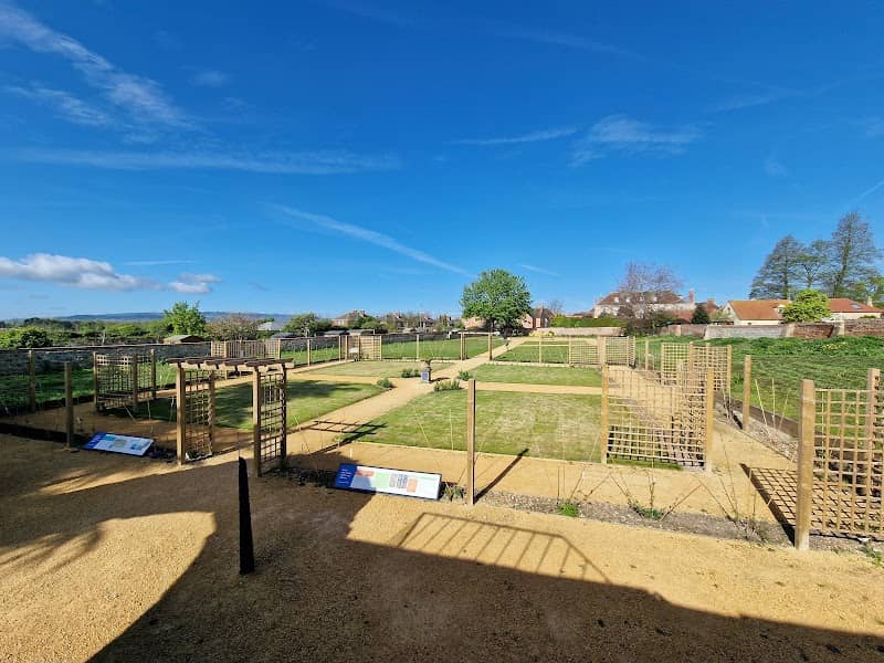 Abbey Gardens - Image 1