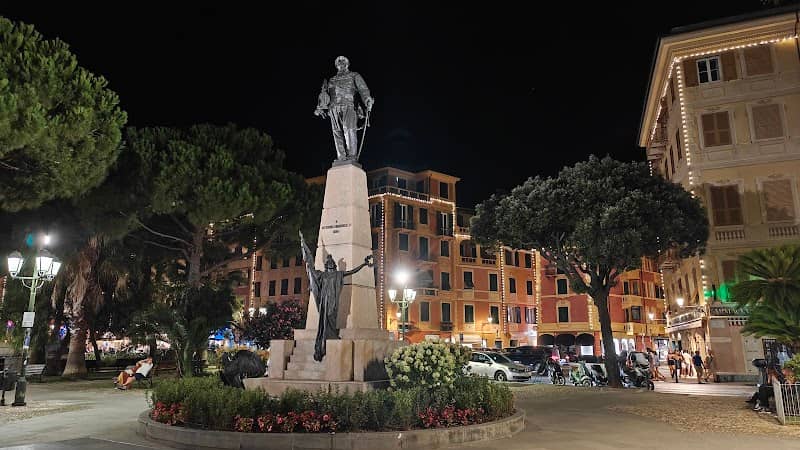 Night view of the Corso Guglielmo Marconi - Image 1