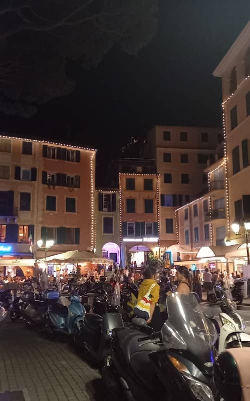 Night view of the Corso Guglielmo Marconi - Image 3