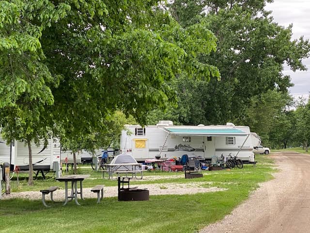 Featherstone County Park - Image 1
