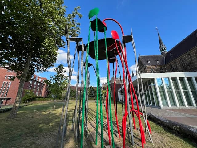 Iets Hogers - Image 1