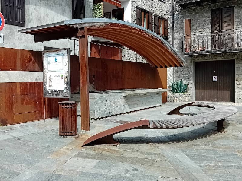 Fontana e lavatoio - Image 1
