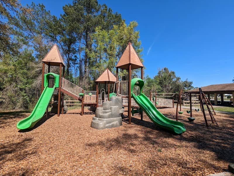 Perry splash pad and playground - Image 2