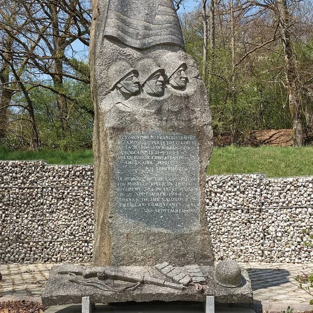 stèle de Noirgueux - Image 1