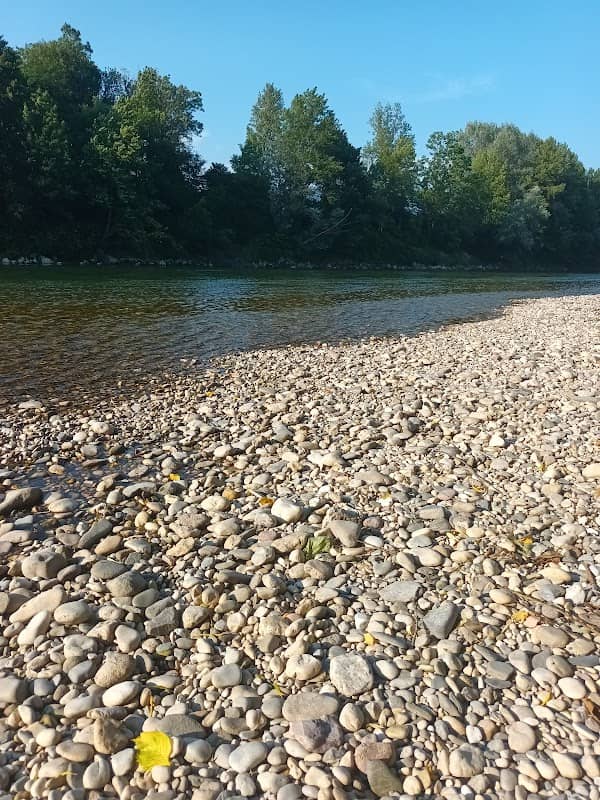 Stones beach - Image 2