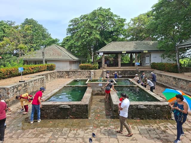Madunagala Hot Water Spring - Image 1