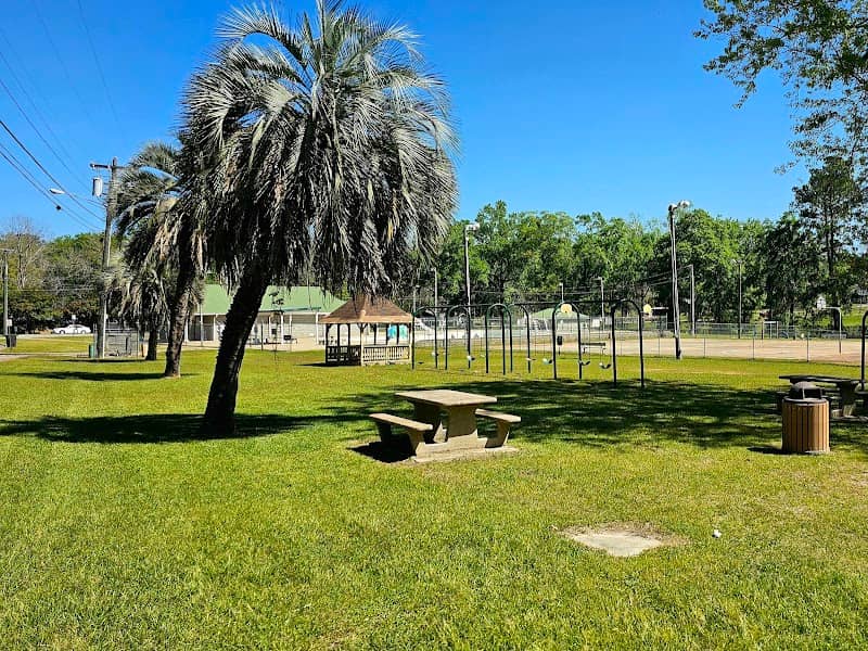 Holder Park - Image 1