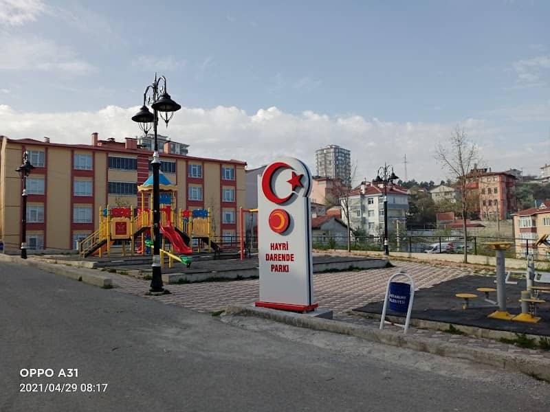 Hayri Darende Parkı - Image 1