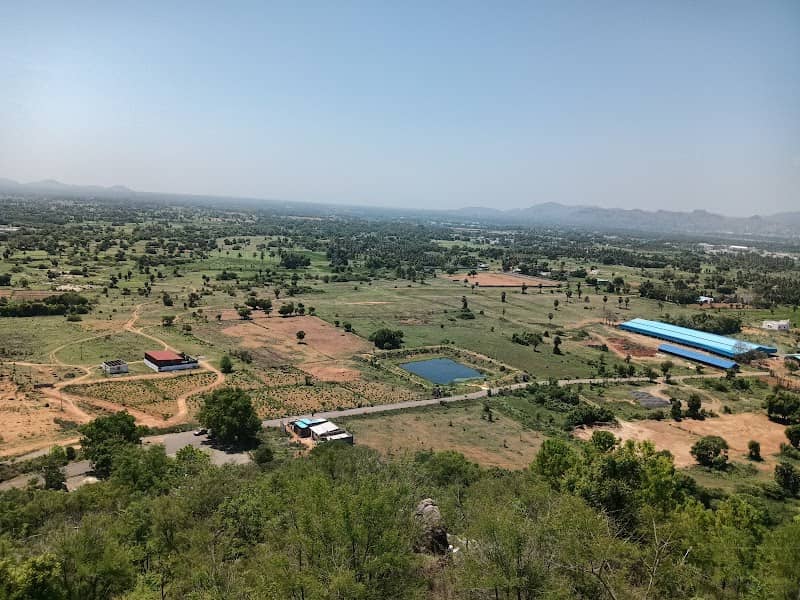 Sanjeeviraya Hill சஞ்சீவிராயன் மலை - Image 1