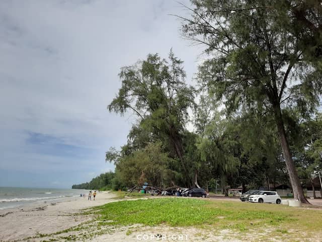 Pantai Tanjung Leman - Image 1