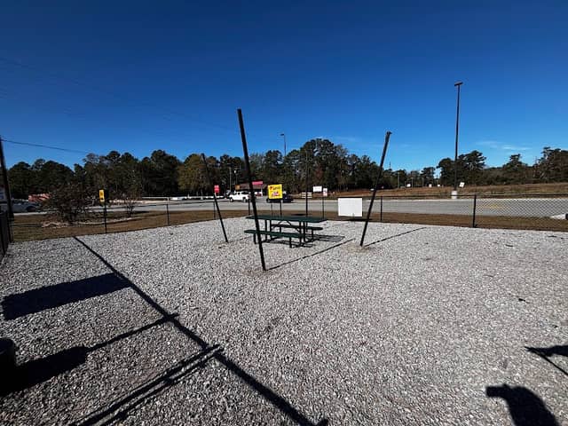 Love’s Dog Park - Image 1