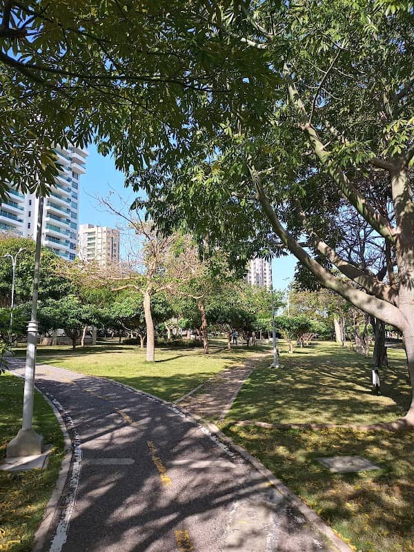 Parque José Prudencio Padilla - Image 2