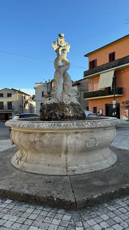 Fontana dei delfini - Image 1