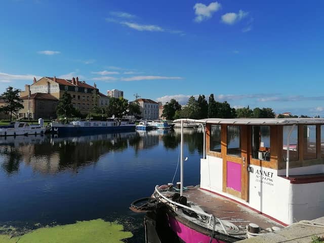 Esplanade des Mariniers - Image 2