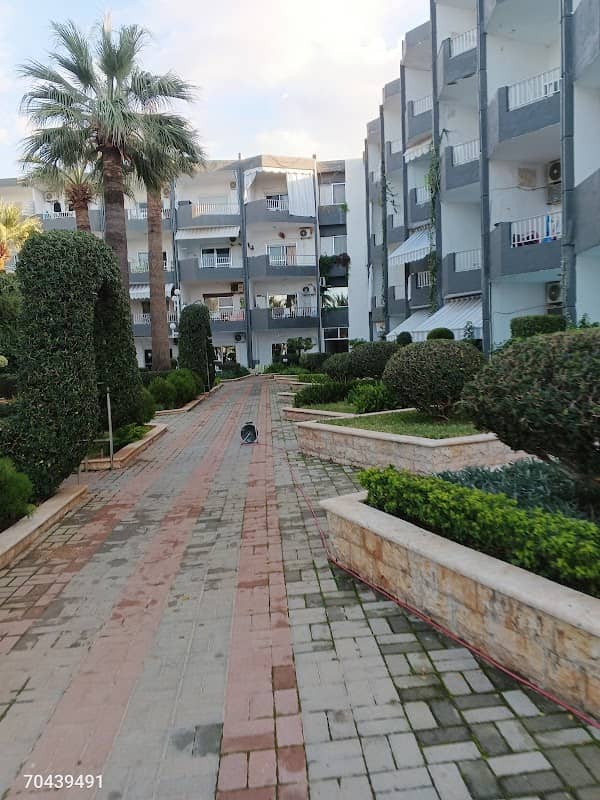 Las Perlas - Image 1