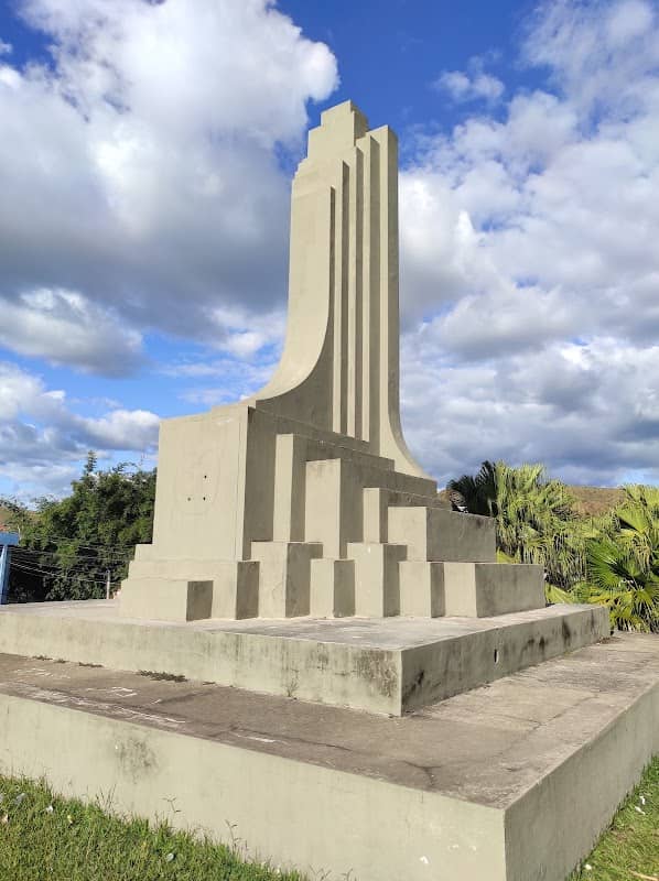 Monumento ao Centenário - Image 1