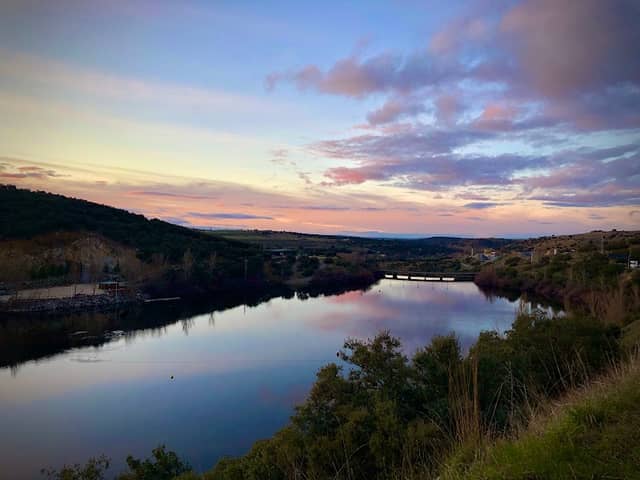 Presa Del Embalse De Los Ángeles de San Rafael - Image 1