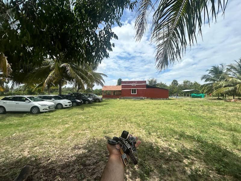 VF FARM HOUSE - Image 1