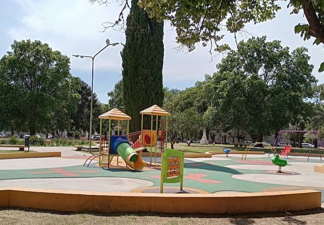 Plaza España, 9 De Julio, Buenos Aires - Image 1