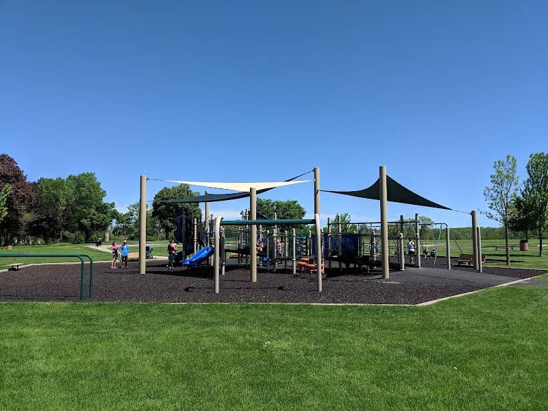 Citizens Park - Image 1