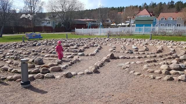 Stone labyrinth - Image 2