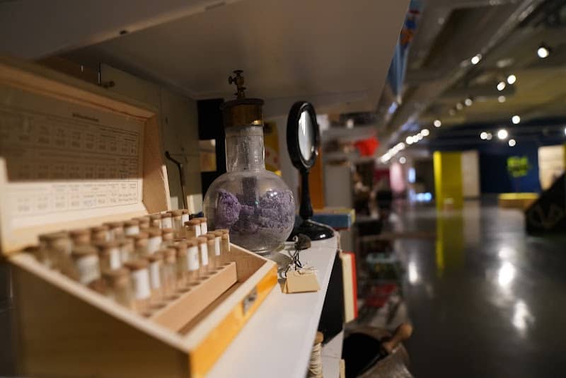 Skövde stadsmuseum - Image 1