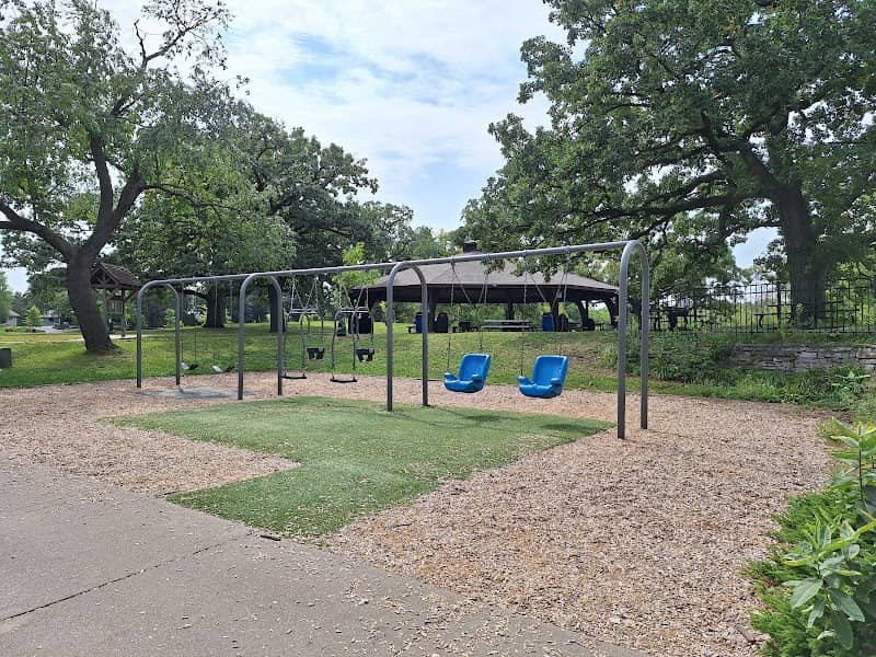 Rosland Park - Image 1