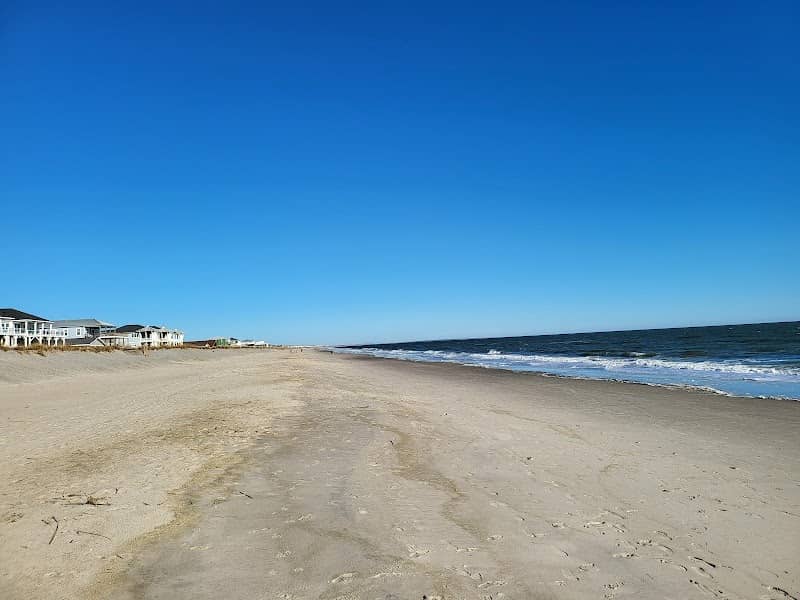 Oak Island Cabana - Image 1