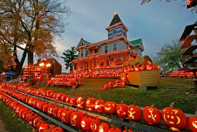 Kenova's Pumpkin House - Image 3