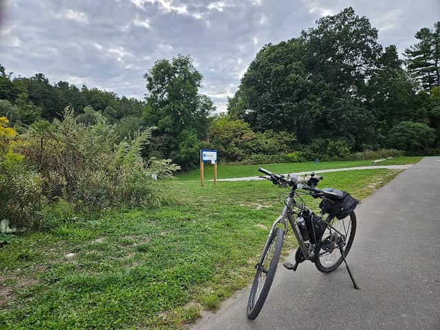 Riverview picnic area - Image 1