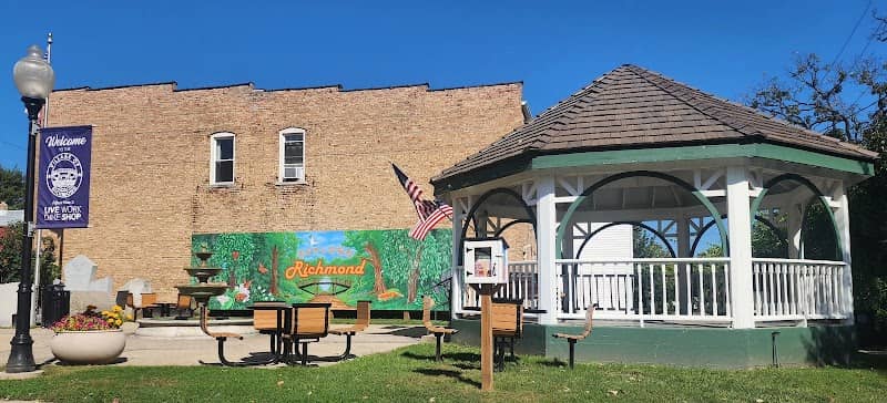 "Explore Richmond" Mural - Image 1