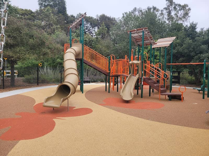 Armitos Park and Community Gardens - Image 1