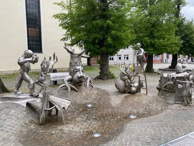 Sagenhafter Brunnen - Image 1