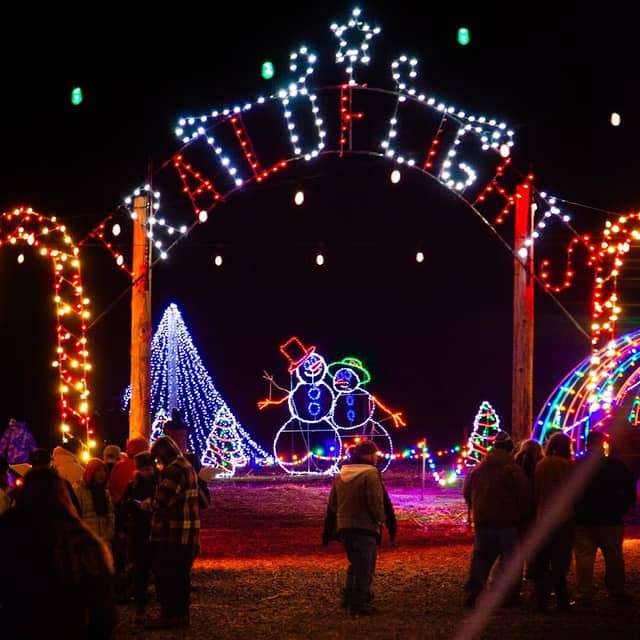 Country Creek Produce Farm/Trail of Lights - Image 1