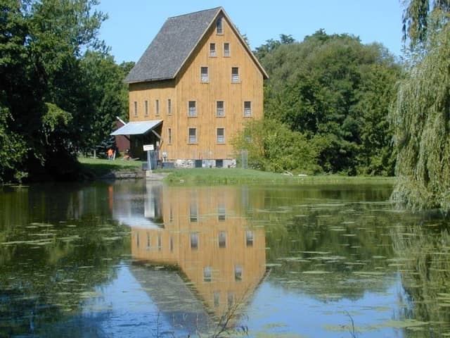 Bellevue Gothic Mill - Image 1