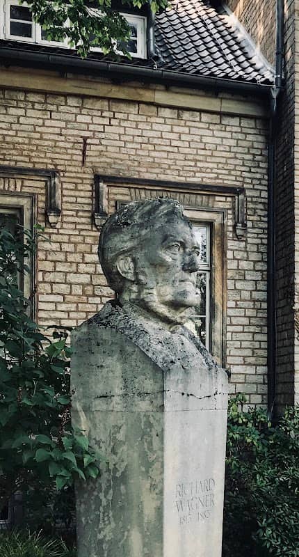 Richard-Wagner-Denkmal - Image 3