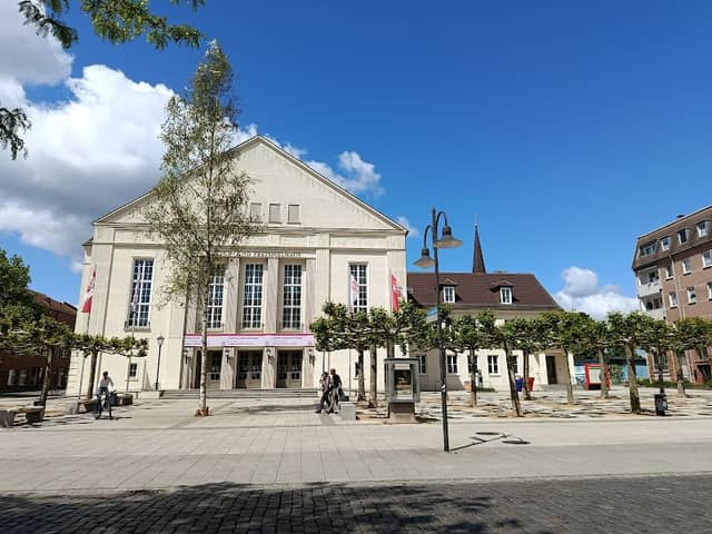 Paul-Lincke-Platz - Image 1